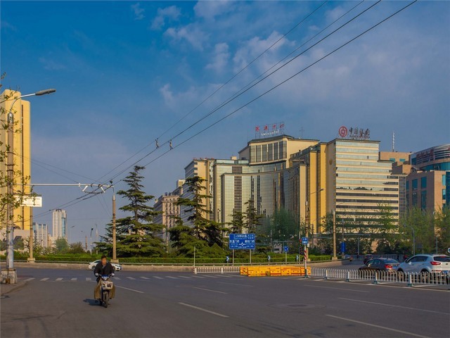 手压铁壳封口机生产厂家